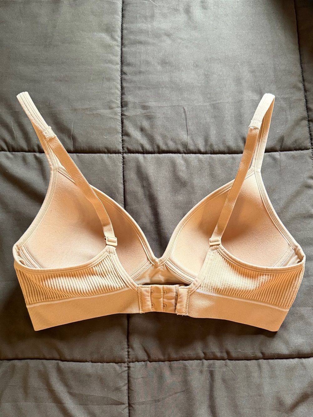 Hanes Rib Contour Bra - Picture 3 of 4